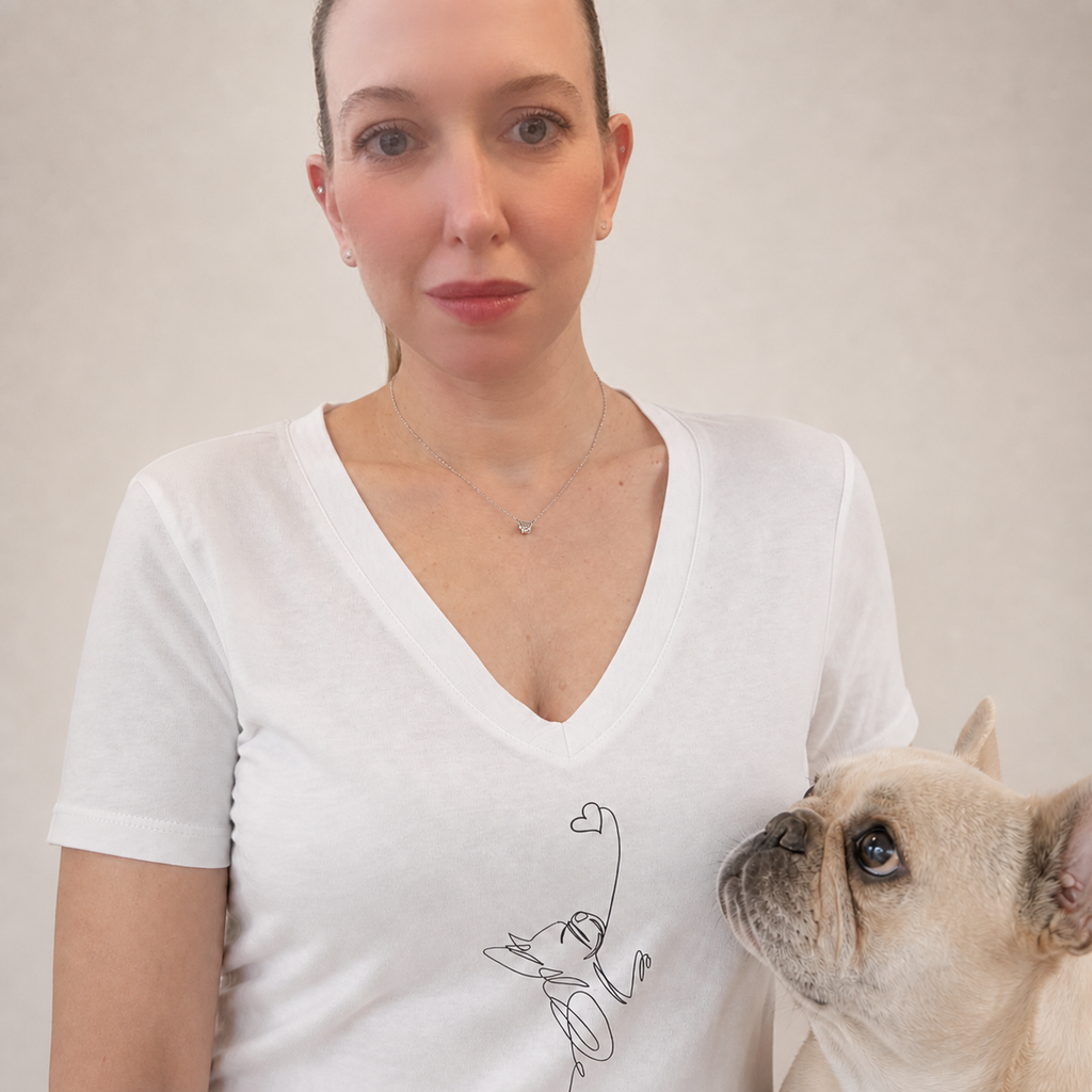 T-shirt bianca scollo a V ampio - linea Cuore